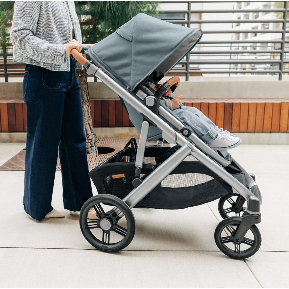 Carriola UPPAbaby Vista V3 Dillan: Mango Telescópico, Asiento Reversible y Toldo Expandible con Protección UPF 50+