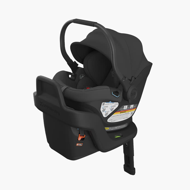 Autoasiento Aria V2 ultraligero 2,67 kg para bebé, con SmartSecure®, capota extragrande UPF50+, ventilación y asiento seguro y cómodo”