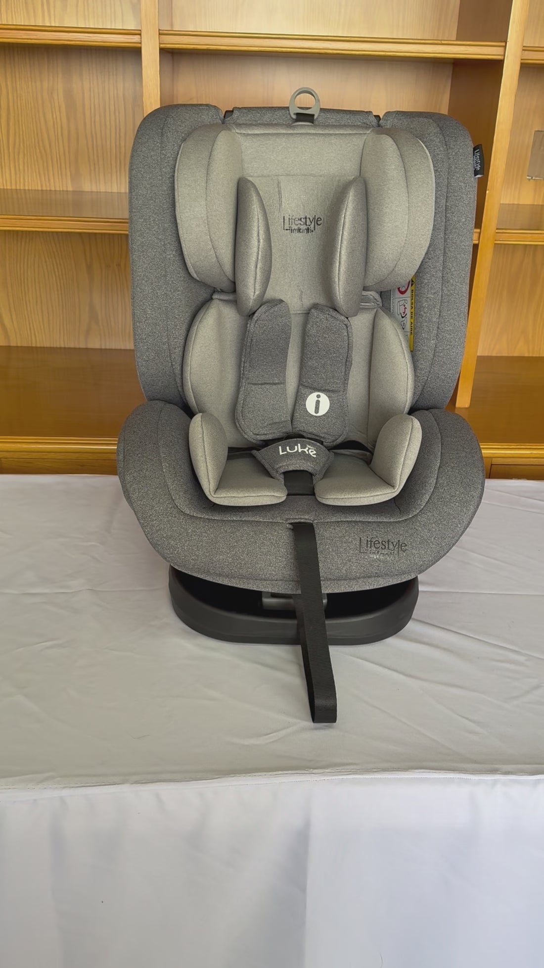 Autoasiento Evolutivo Luke Con Sistema ISOFIX, Top Tether, Giro 360° De 40 a 150 cm, Reclinación Ajustable, Arnés de 5 Puntos, Cabecera Ajustable, Certificación ECE R44/04 Lifestyle By Infanti.